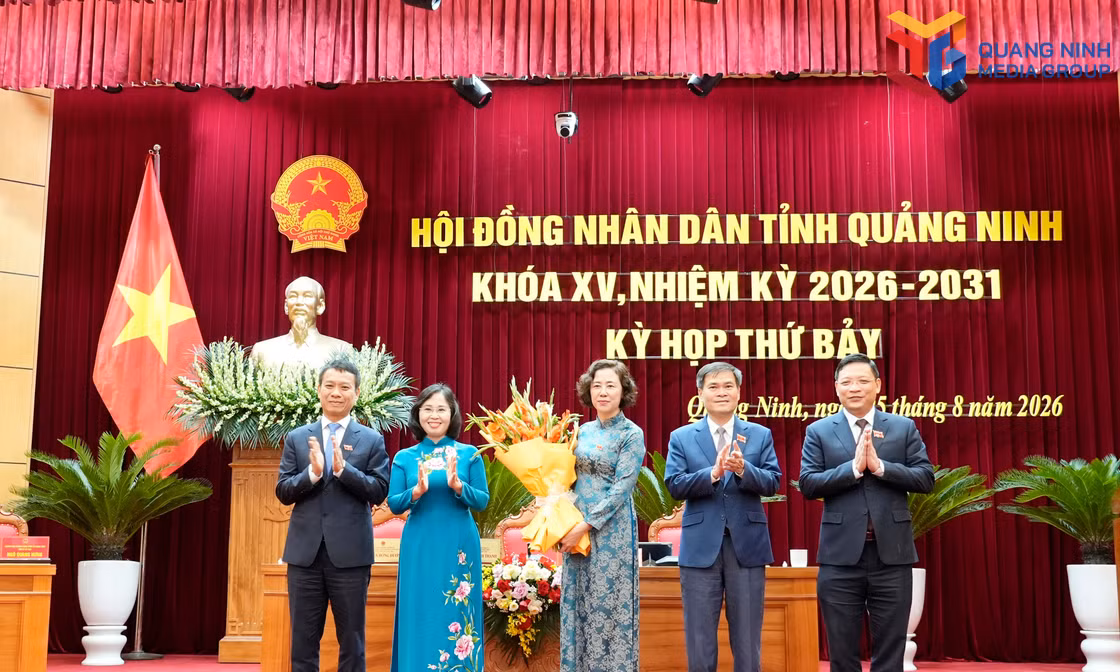 Đồng chí Vũ Thị Mai Anh được bầu giữ chức vụ Phó Chủ tịch UBND tỉnh