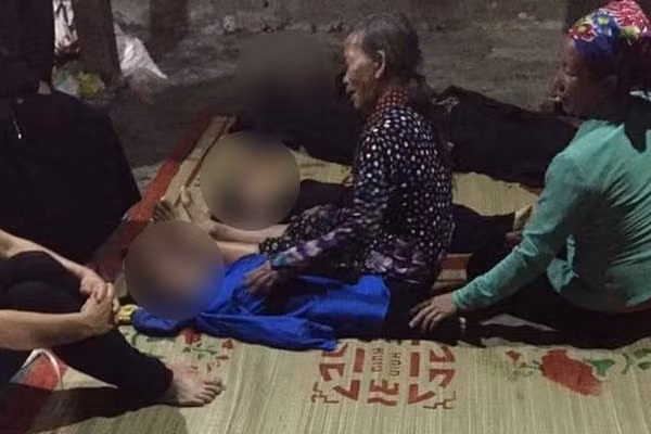 Thi thể hai cháu bé&nbsp;