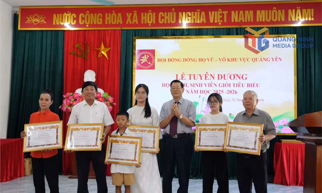 Tuyên dương 43 học sinh, sinh viên dòng họ Vũ - Võ có thành tích xuất sắc