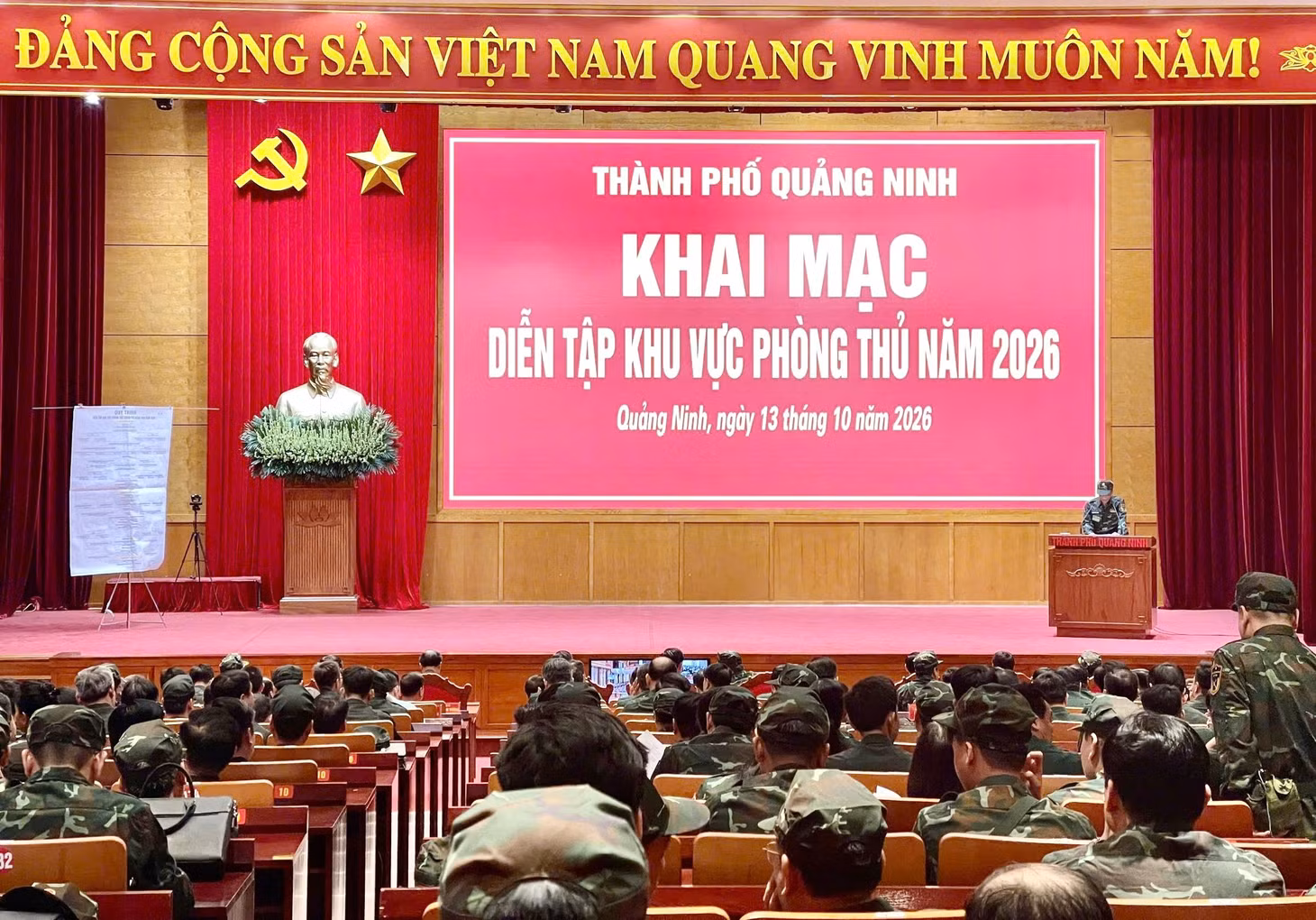 thanh-pho-quang-ninh-da-to-chuc-khai-mac-dien-tap-khu-vuc-phong-thu-thanh-pho-nam-2026-10-2026-anh-pv.jpg