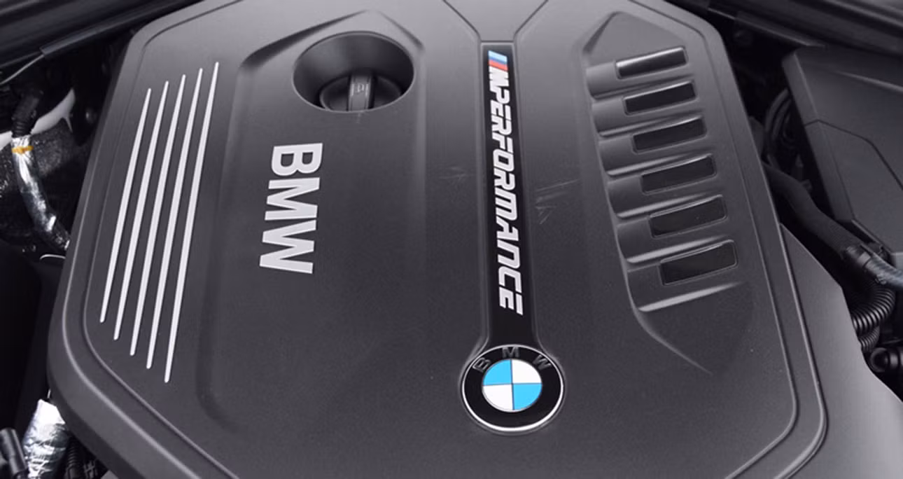Động cơ 3.0L Turbocharged DOHC I-6 trên mẫu BMW M240i.