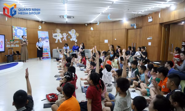 Chuyên đề thiếu nhi “Công dân số nhỏ tuổi - Học tập lớn sáng tạo”