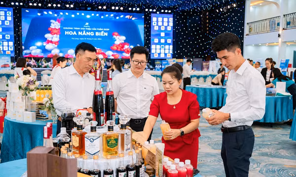 Chương trình “Xúc tiến thương mại - Kết nối giao thương" với chủ đề Doanh nhân trẻ Quảng Ninh trong kỷ nguyên vươn mình