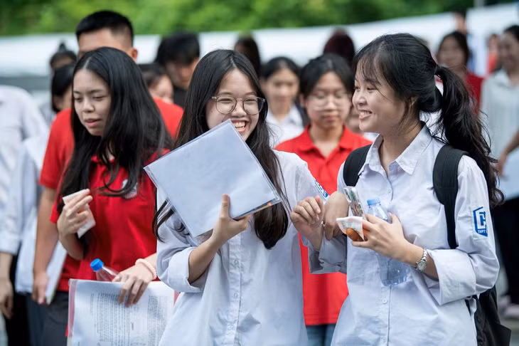 Kỳ thi tốt nghiệp THPT năm 2026 sẽ diễn ra sớm hơn và cũng công bố kết quả thi sớm hơn 12 ngày so với năm trước - Ảnh minh họa: NAM TRẦN