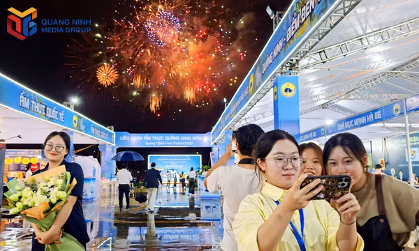 Liên hoan mở thêm không gian thưởng thức ẩm thực, vui chơi, giải trí, làm phong phú trải nghiệm của du khách.