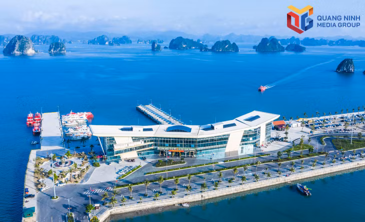 bqn_tr_ben-cang-cao-cap-ao-tien-1-2026-anh-do-giang.jpg
