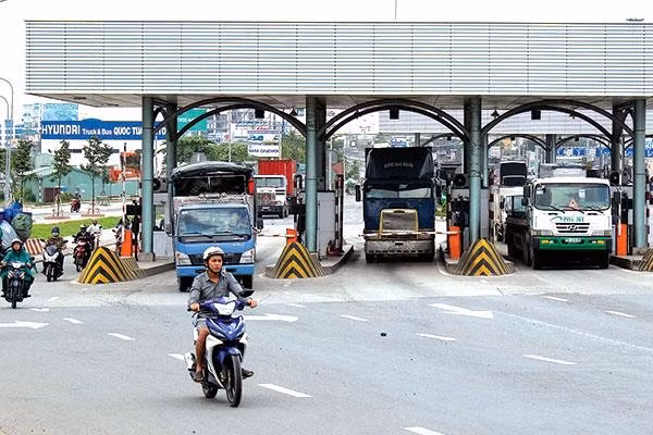 Một trạm thu phí BOT tại phía Nam. Ảnh: Báo Giao thông