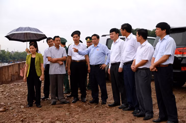 Đoàn ĐBQH tỉnh nắm bắt tình hình hoạt động của Cảng cạn ICD Thành Đạt (TP Móng Cái).