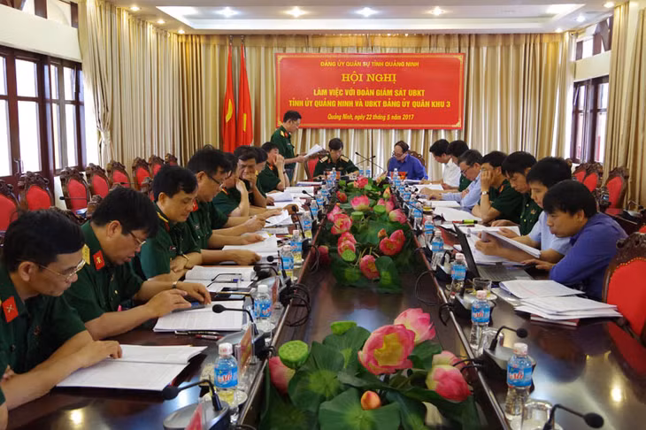 Đoàn giám sát UBKT Tỉnh ủy Quảng Ninh và UBKT Đảng ủy Quân khu 3 tại Bộ CHQS tỉnh