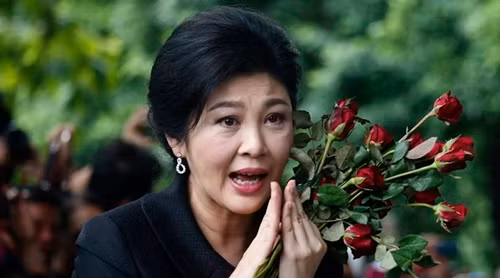 Cựu thủ tướng Thái Lan Yingluck Shinawatra được cho là đang ở London, xin tị nạn chính trị tại Anh.