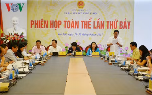 Toàn cảnh phiên họp sáng 30/9 của Ủy ban Các vấn đề xã hội của Quốc hội