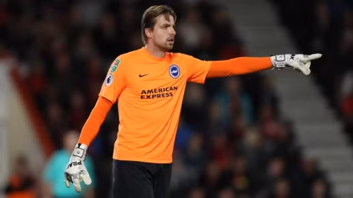  BLĐ Brighton đã quyết định mua đứt Tim Krul từ Newcastle United.