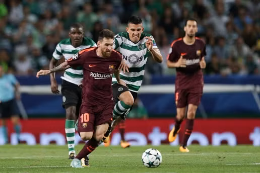  Messi bị phong tỏa trong suốt cả trận đấu.