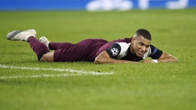  Kylian Mbappe một lần nữa 'tịt ngòi' ở Champions League.