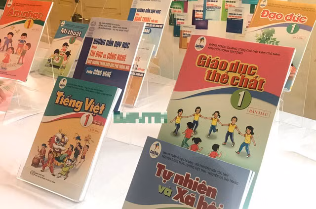Các nhà trường sẵn sàng điều chỉnh kế hoạch dạy học chương trình mới. (Ảnh: Dân trí)