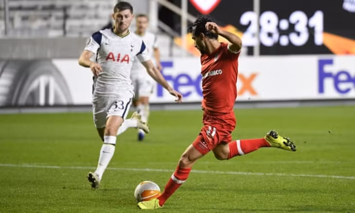 Tottenham thua sốc Antwerp. (Ảnh: Getty)