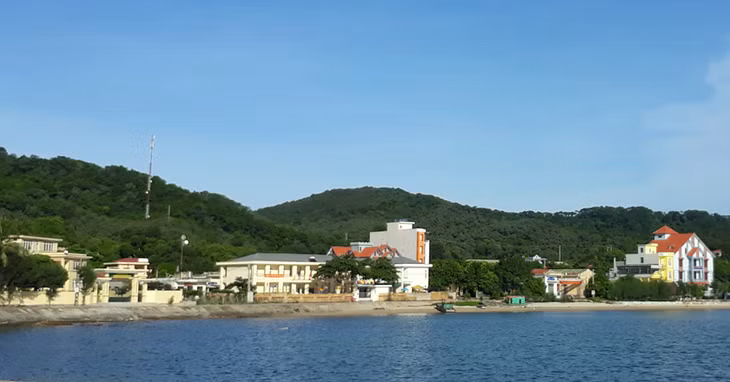 Một góc xã đảo Thanh Lân.
