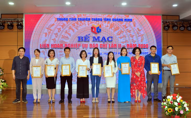Các tác phẩm đoạt giải bạc loại hình 