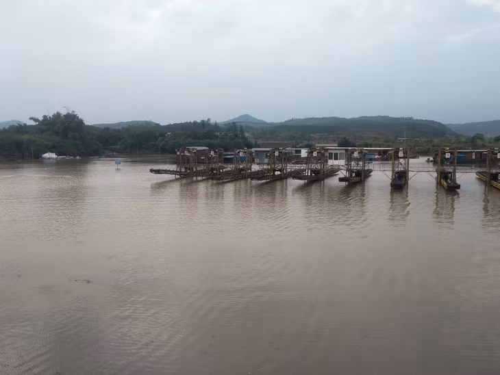 Âu tàu tại Cảng ICD Thành Đạt cũng bị ngập cục bộ.