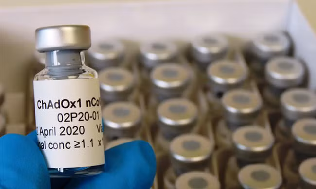 Đại sứ quán Anh tại Việt Nam ngày 21/7 đã phát đi thông tin mới nhất về ứng cử viên vaccine ngừa COVID-19 đang được nghiên cứu tại Đại học Oxford (Anh). Ảnh: PLO