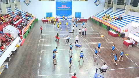 Các đội tham gia thi đấu