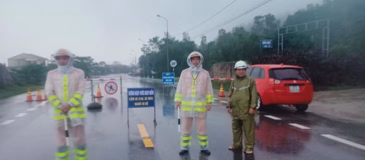 Cấm phương tiện hai đầu quốc lộ 1A