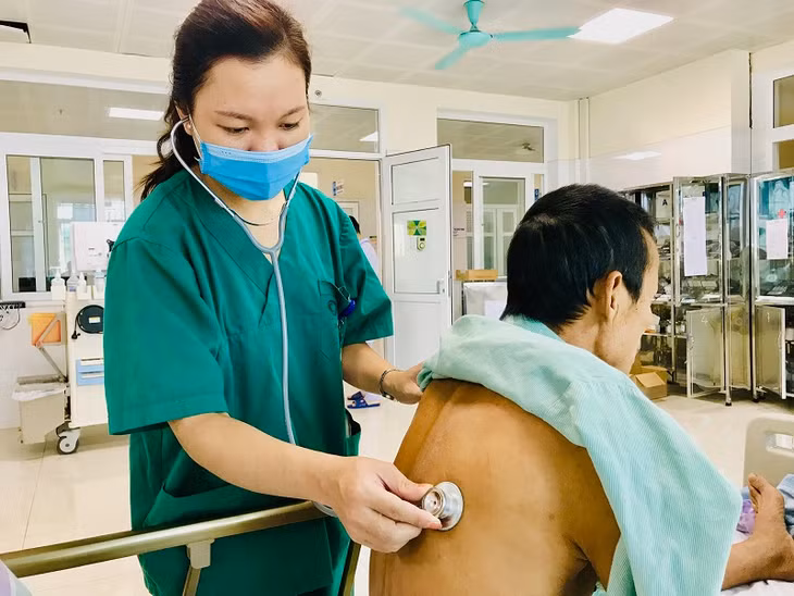 Người bệnh phục hồi tốt sau phẫu thuật cấp cứu thủng tạng rỗng 
