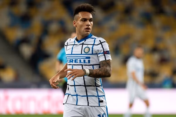  Inter tiến hành gia hạn với Lautaro Martinez.
