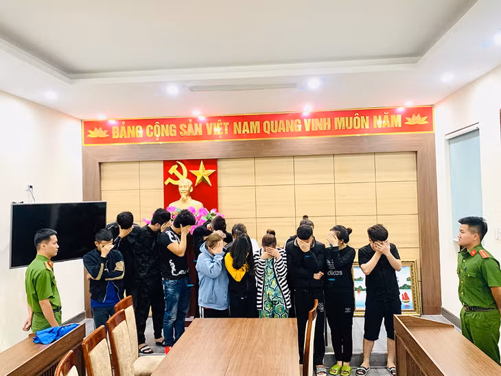 Nhóm đối tượng có hành vi lừa đảo, chiếm đoạt tài sản bị tạm giữ.