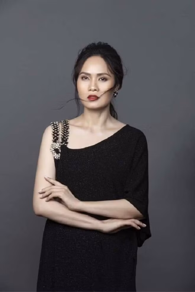 "Nữ hoàng nhạc phim" Mai Hoa.
