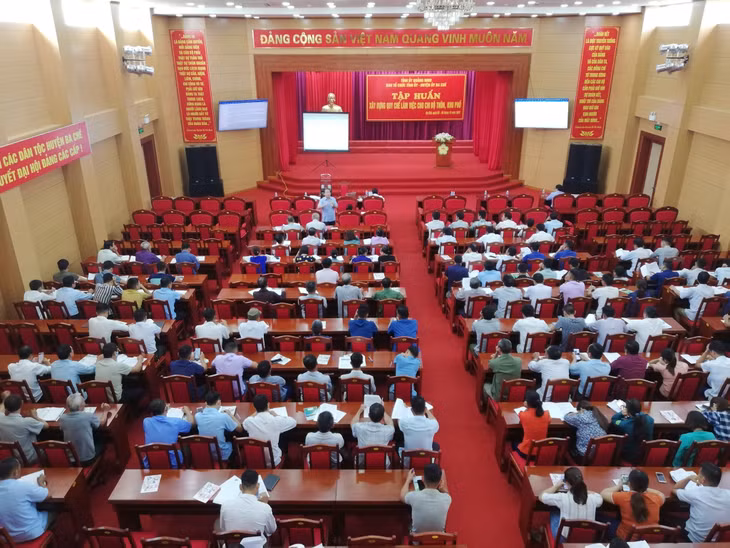 Tập huấn