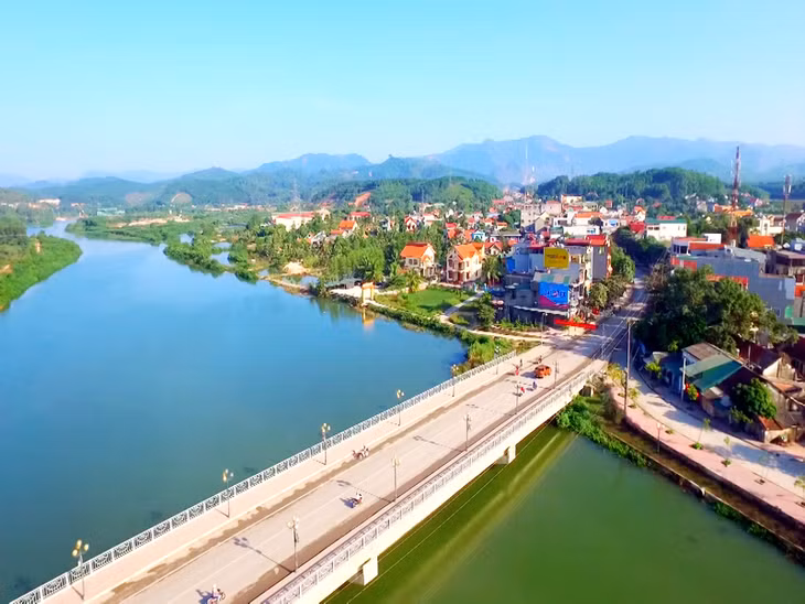 Một góc thị trấn Trới, huyện Hoành Bồ hôm nay.&nbsp;