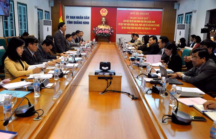 Đồng chí Nguyễn Khắc Định, Uỷ viên T.U Đảng, Uỷ viên Uỷ ban Thường vụ Quốc hội, Chủ nhiệm Uỷ ban Pháp luật của Quốc hội, Trưởng Đoàn Giám sát phát biểu kết luận cuộc giám sát