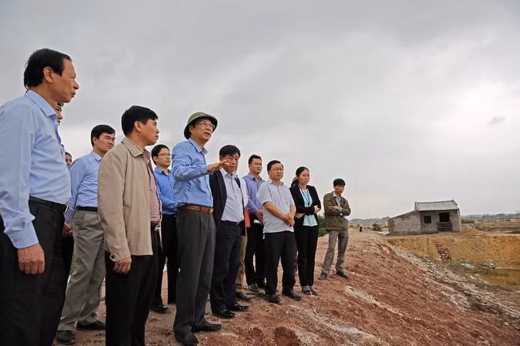 Đồng chí Bí thư Tỉnh ủy yêu cầu:...