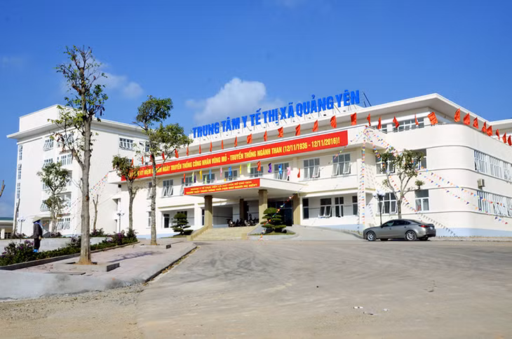 Trung tâm Y tế TX Quảng Yên mới được đầu tư sẽ chính thức đi vào hoạt động từ tháng 1-2017.