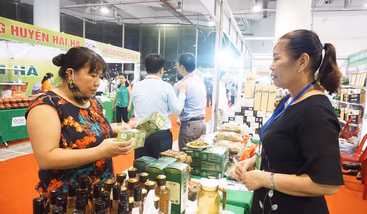 sản phẩm .. dược bay bán tại Hội chợ