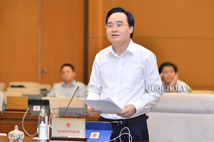 Bộ trưởng Bộ GD-ĐT Phùng Xuân Nhạ