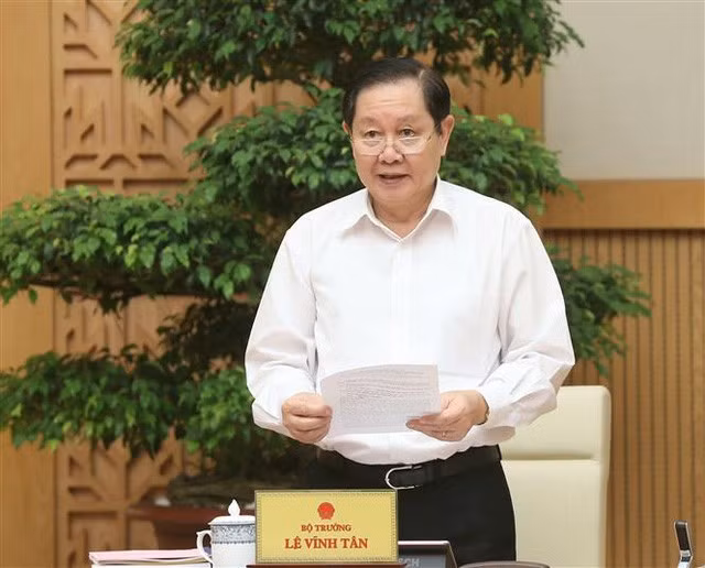 Bộ trưởng Nội Vụ Lê Vĩnh Tân