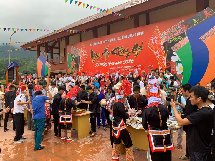 Ngày hội Kiêng gió được tổ chức vào ngày 4/4 âm lịch hằng năm