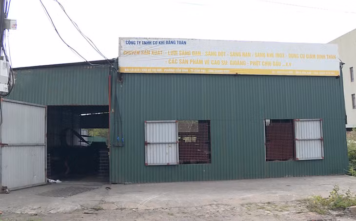 Do nhiều vướng mắc, cơ sở TTCN tại phường Cẩm Bình chưa thể di dời.
