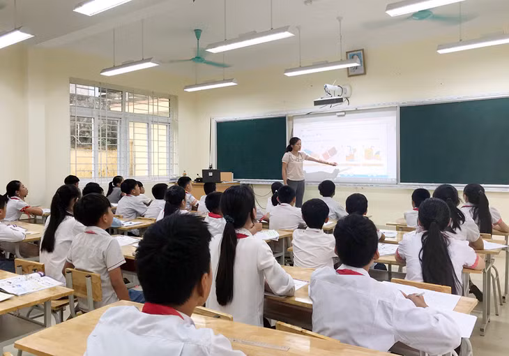 Tiết học của cô và trò Trường Tiểu học Quảng La.