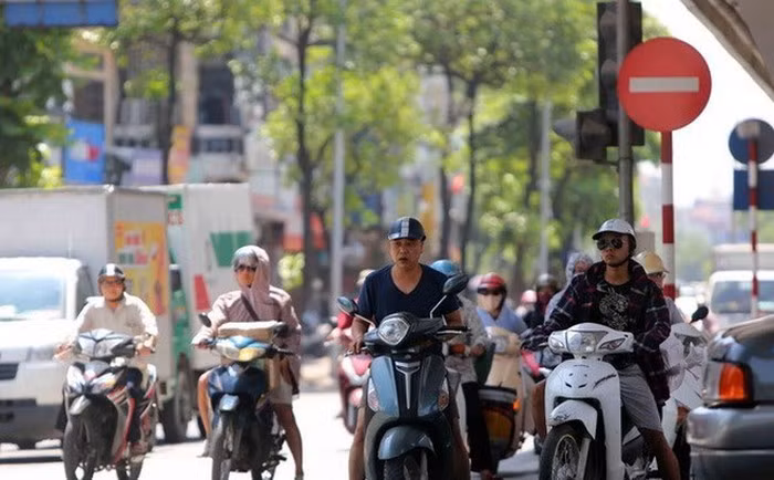 Nắng nóng mở rộng và gia tăng cường độ ở Bắc bộ do hiệu ứng phơn