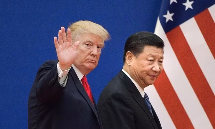 Tổng thống Mỹ Donald Trump (trái) và Chủ tịch Trung Quốc Tập Cận Bình. Ảnh: AP.