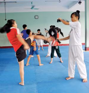 Tập luyện môn Teakwondo tại Trường TDTT tỉnh.