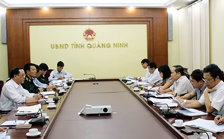 Quang cảnh buổi làm việc.