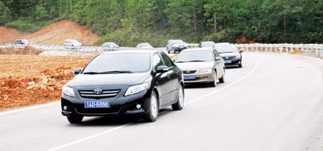 QL18B nối QL18 với cửa khẩu Bắc Phong Sinh (Hải Hà) vừa được đưa vào sử dụng năm 2013.