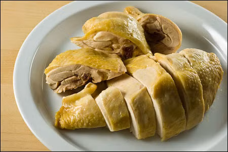 Lựa chọn thịt gà cho thực đơn giảm cân.
