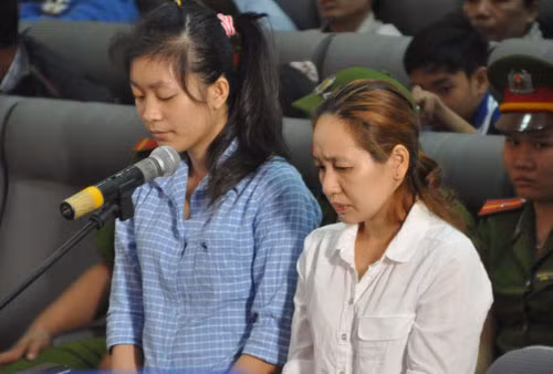  Lý và Phương tại tòa. Ảnh: Quốc Thắng