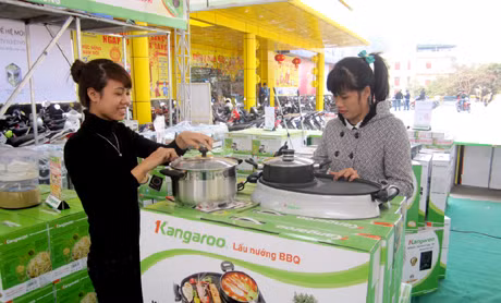 Tham gia “Tuần lễ tri ân khách hàng Kangaroo”, khách hàng có cơ hội mua sắm các sản phẩm của Kangaroo với mức giá đặc biệt ưu đãi.