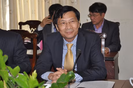 Đồng chí Nguyễn Văn Đọc, Chủ tịch UBND tỉnh phát biểu tại cuộc họp